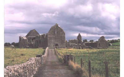 Knockmoy founded by king of connacht - ancestry.com-400x250.jpg